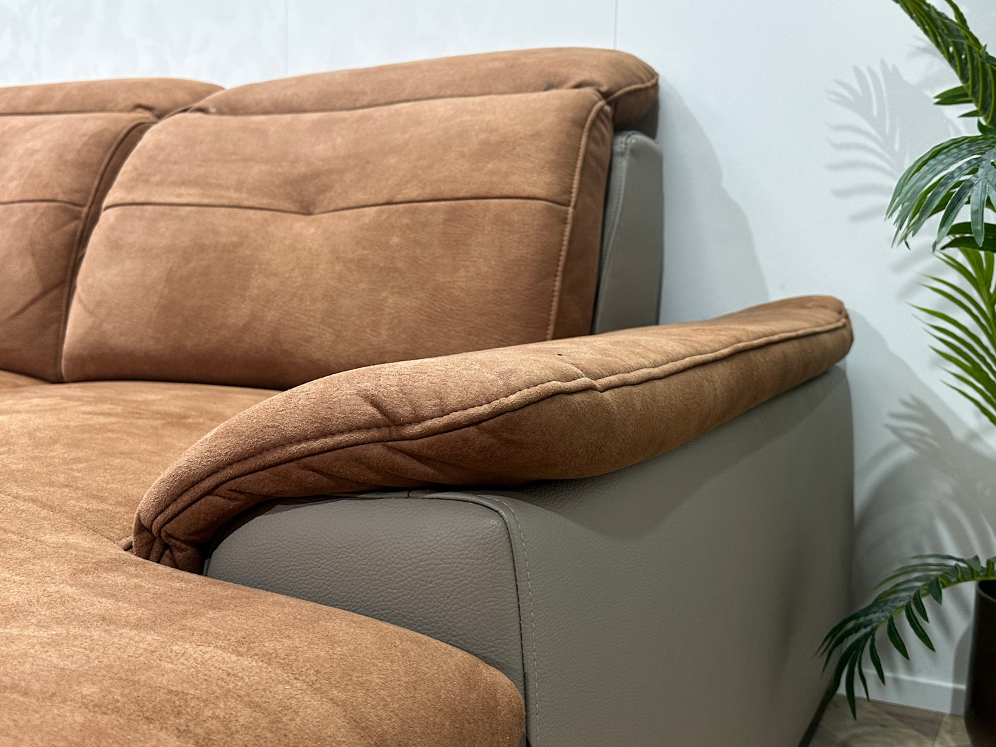 Cognac Bruine/Grijze Suède Stoffen/Lederen U Bank ~ Opbergruimte ~ Verstelbare Rug/Hoofdsteunen