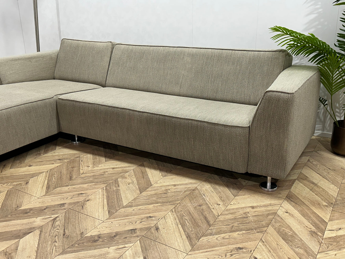Goossens Beige Hoekbank ~ Vaste Kussens