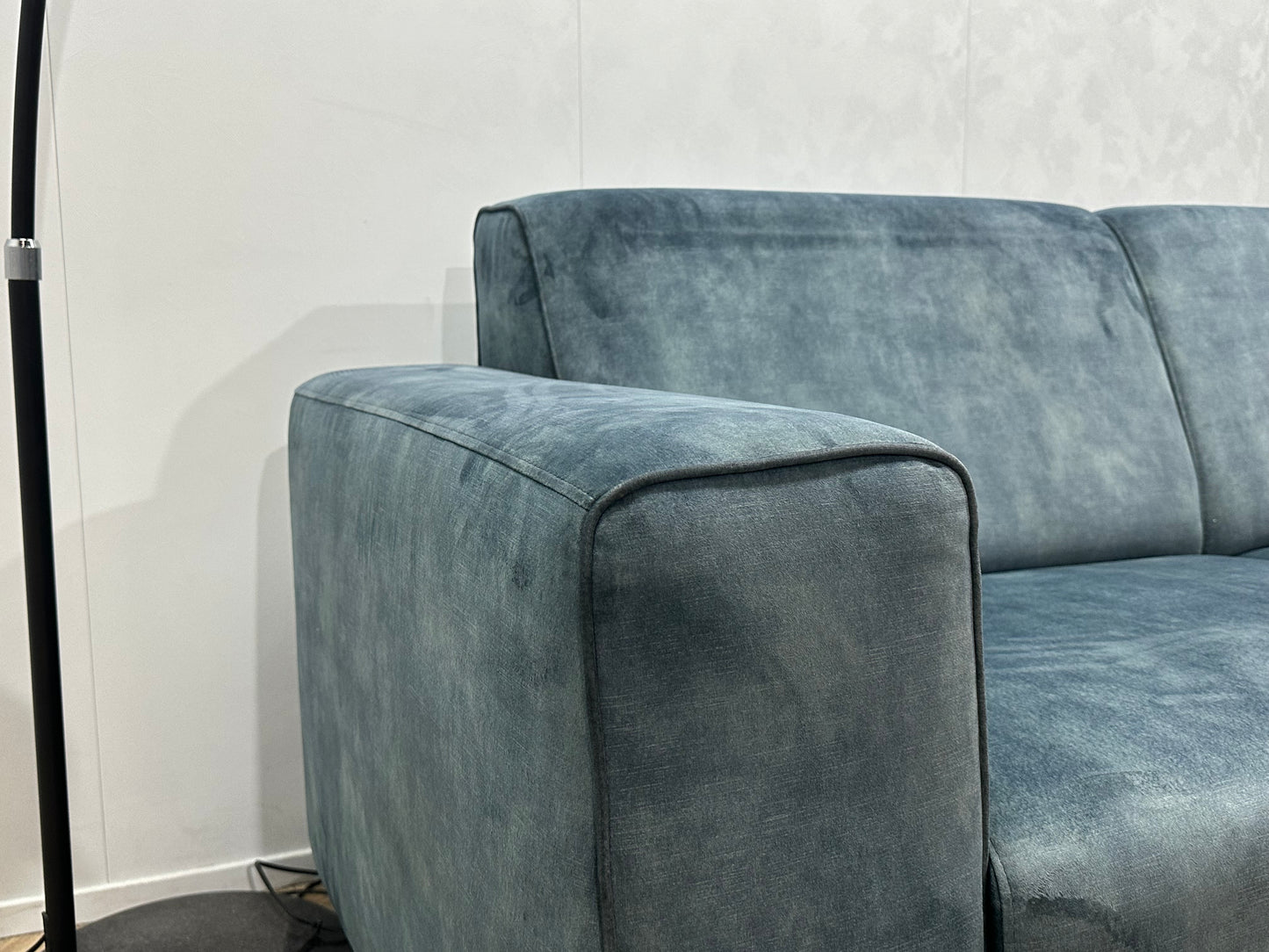 Blauwe Velvet Hoekbank ~ Nieuwstaat