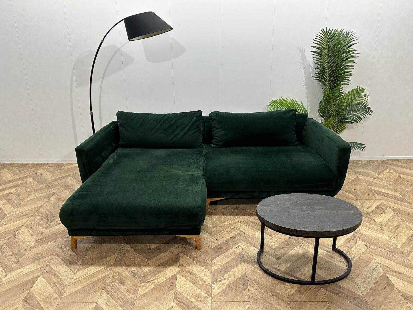 Groene Velvet Hoekbank ~ Losse Rugkussens Met Afneembare Hoezen