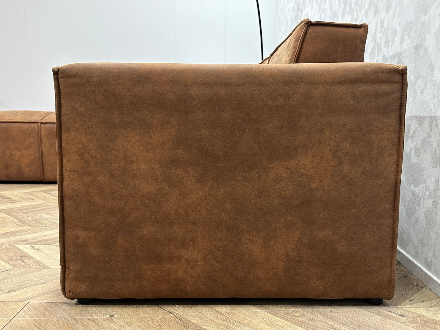 Cognac Bruine Suède Lederen Hoekbank ~ Vaste Kussens