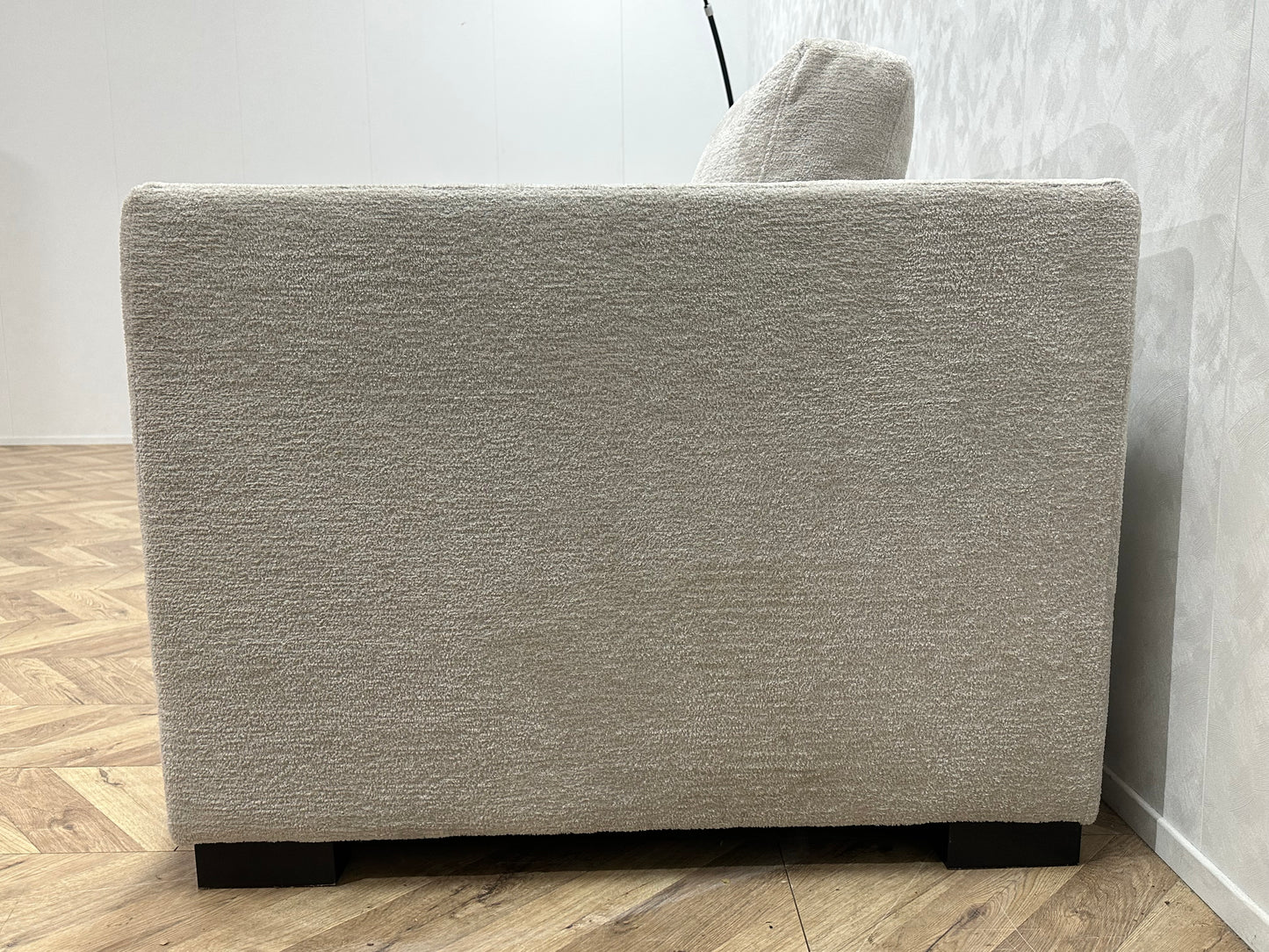 Witte Bouclé Design Bank ~ Losse Kussens Met Afneembare Hoezen