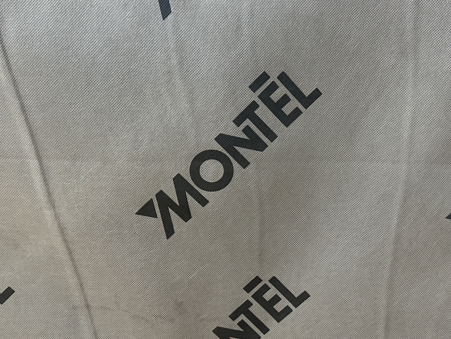 Montèl Licht Grijze Hoekbank ~ Losse Kussens Met Afneembare Hoezen