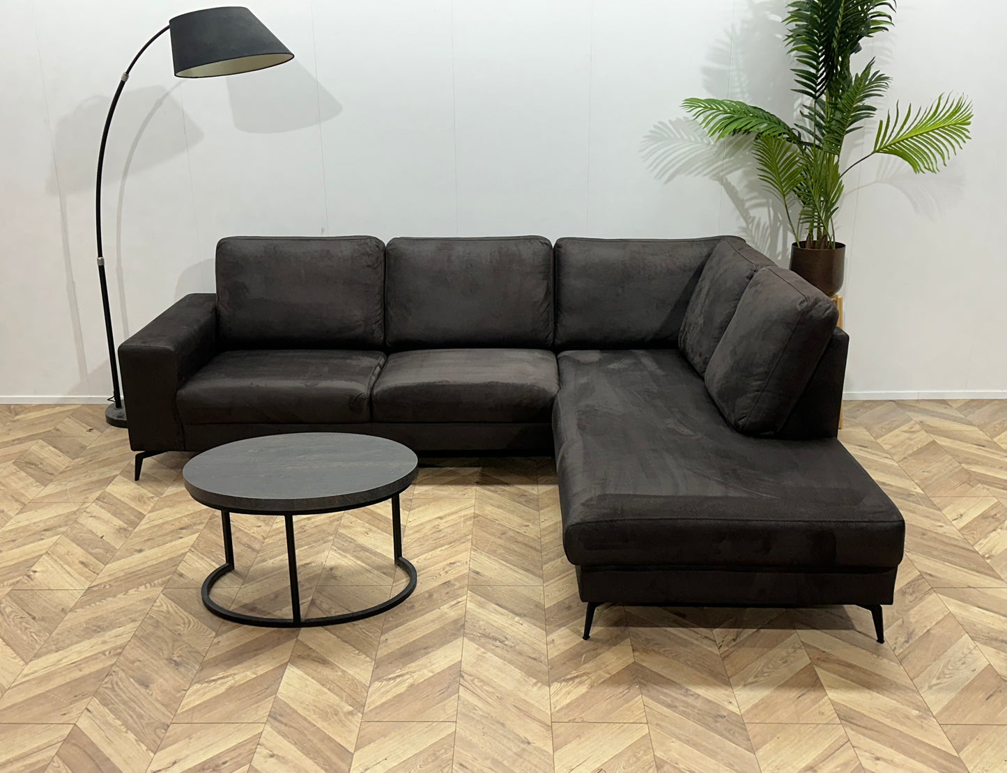 Antraciet Suède Stoffen Hoekbank ~ Losse Rugkussens Met Afneembare Hoezen