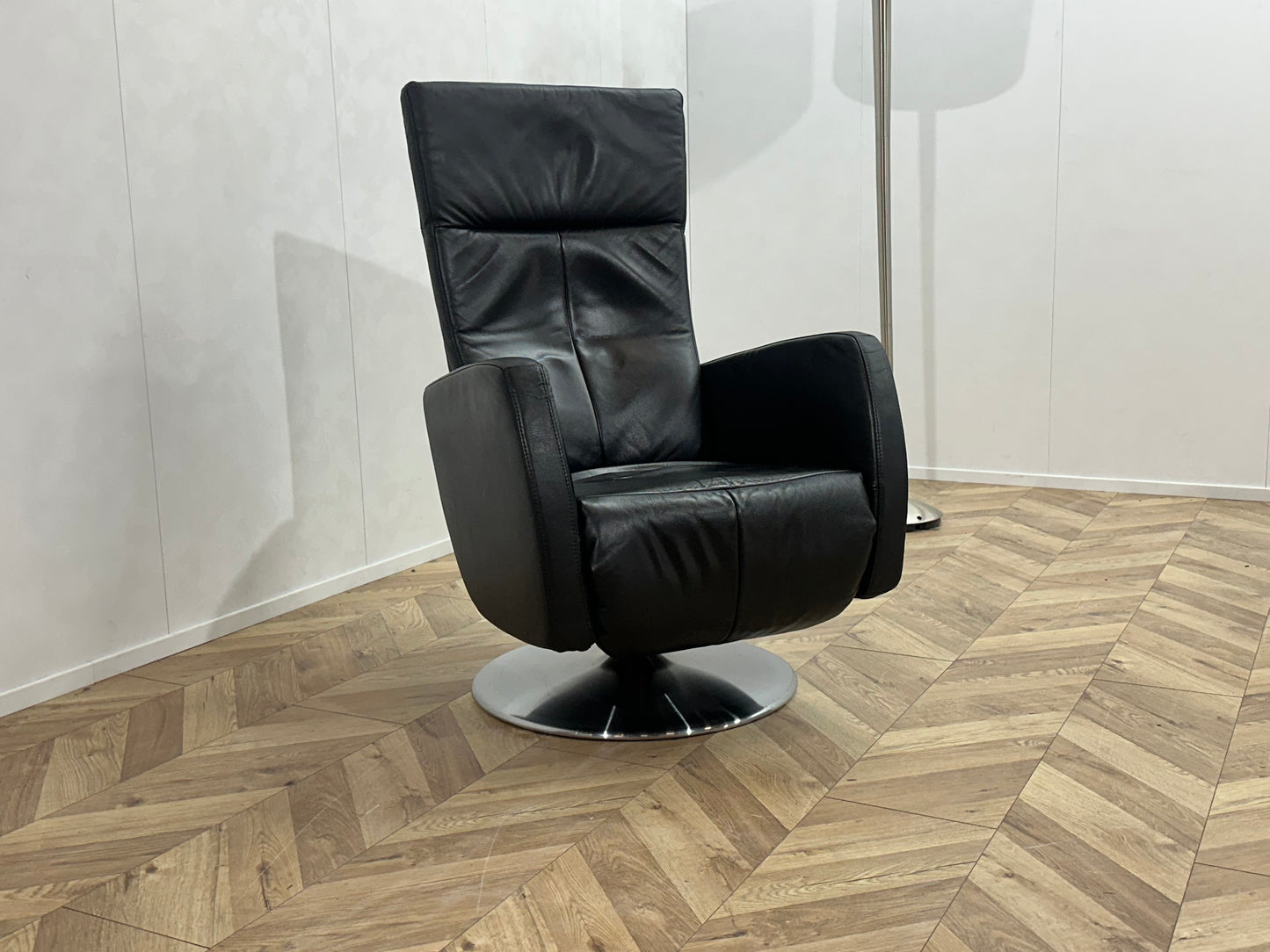 Zwarte Echt Lederen 4-Zits Bank Inc Fauteuil ~ Verstelbare Stoffen Hoofdsteunen