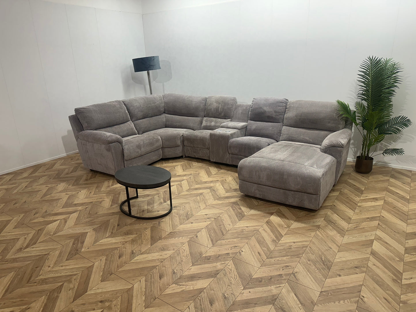 Licht Grijze Ribstof U Bank ~ Relaxfunctie ~ Kleine Opbergruimte ~ Nieuwstaat