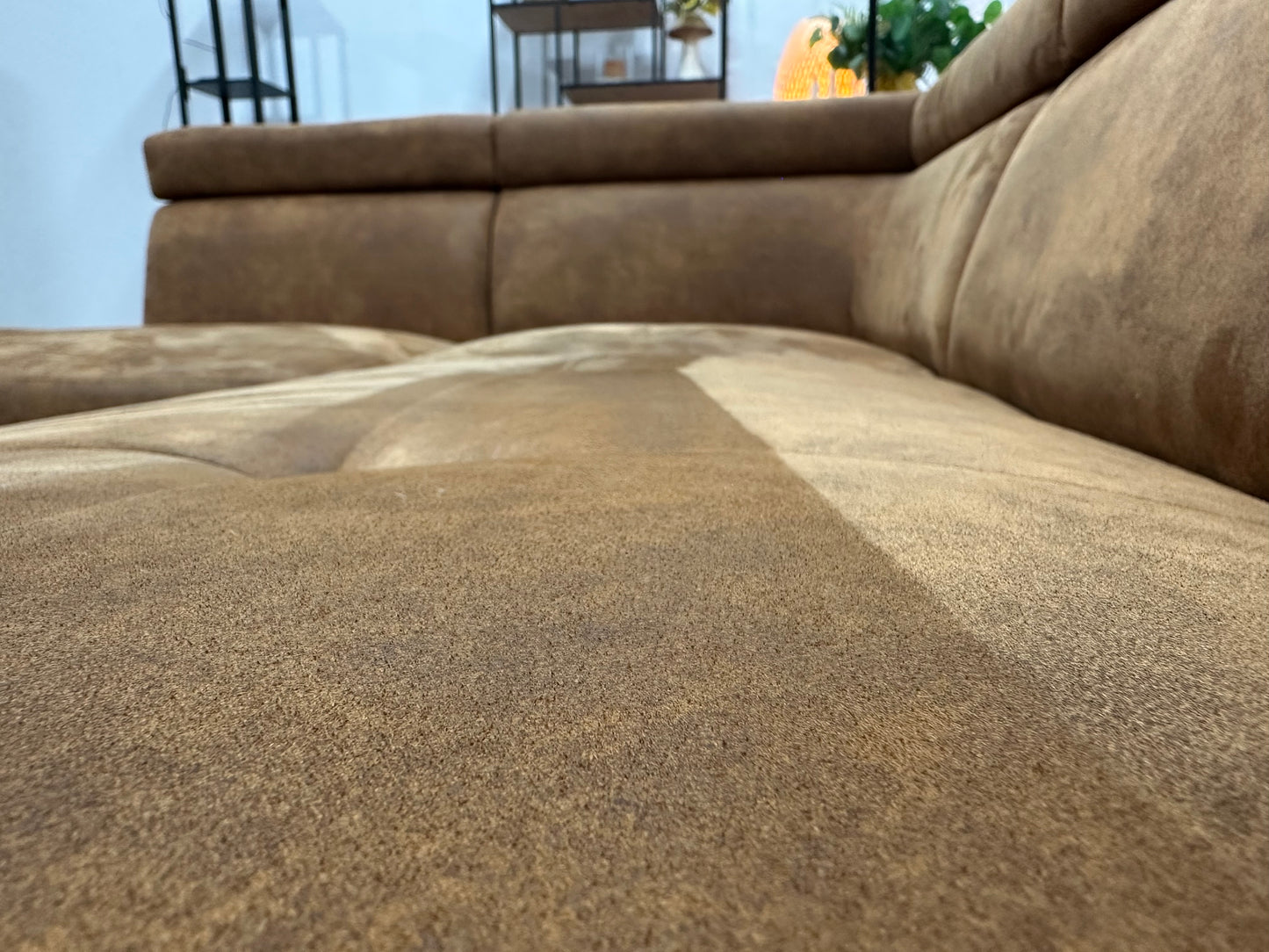 Cognac Bruine Suède Stoffen Hoekbank Inc Hocker ~ Verstelbare Hoofdsteunen ~ Nieuwstaat