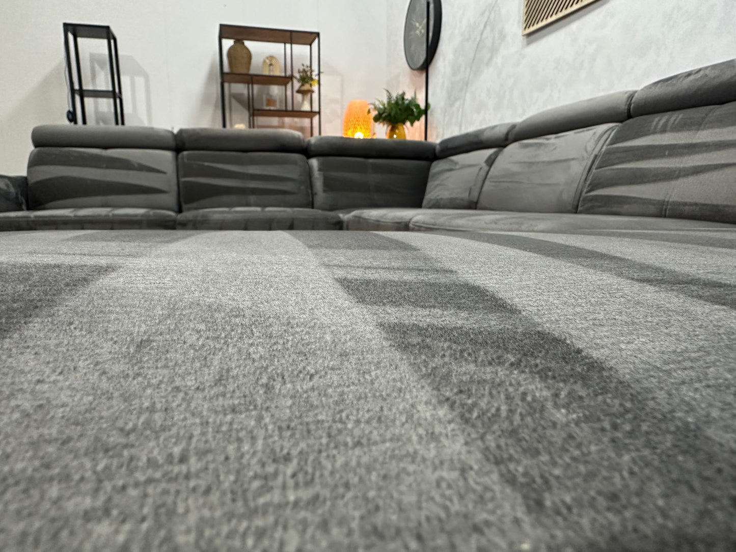 Grijze Velvet U Bank ~ Verstelbare Hoofdsteunen