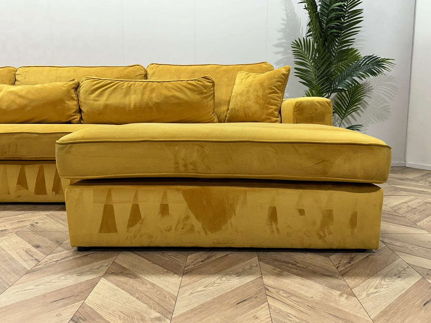 Gele Ruime Velvet U Bank ~ Losse Kussens Met Afneembare Hoezen