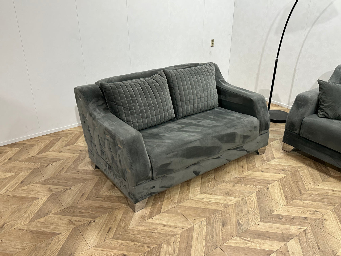Grijze Velvet Banken Set ~ Losse Rugkussens Met Afneembare Hoezen