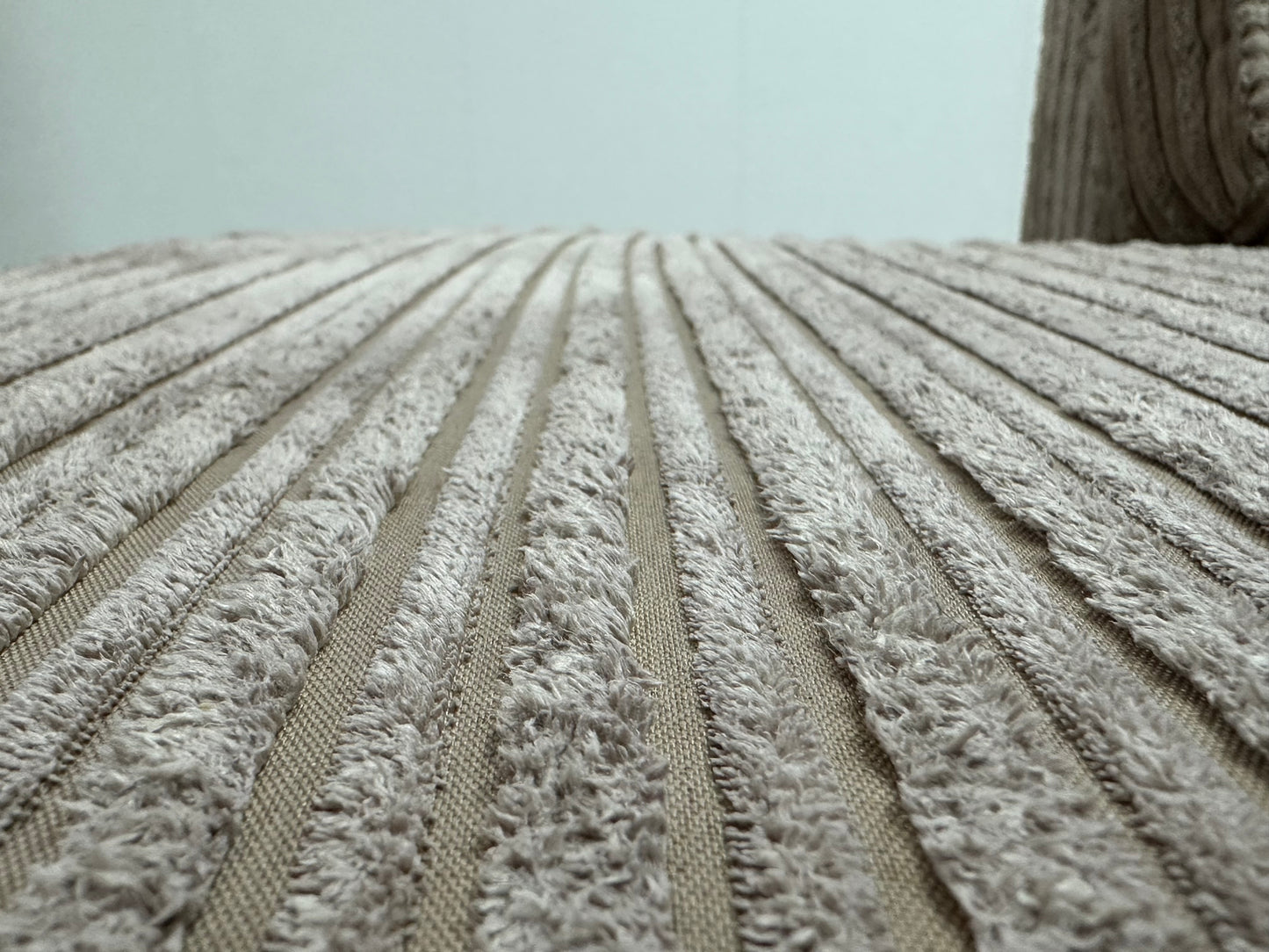 Beige Ribstof Hoekbank ~ Losse Kussens Met Afneembare Hoezen