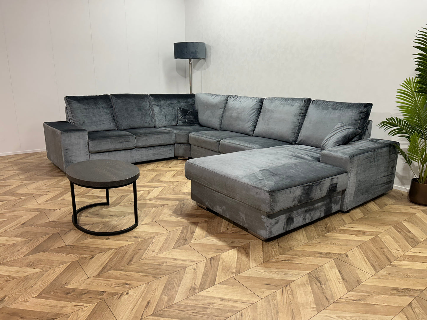 Licht Grijze Velvet U Bank ~ Losse Rugkussens Met Afneembare Hoezen