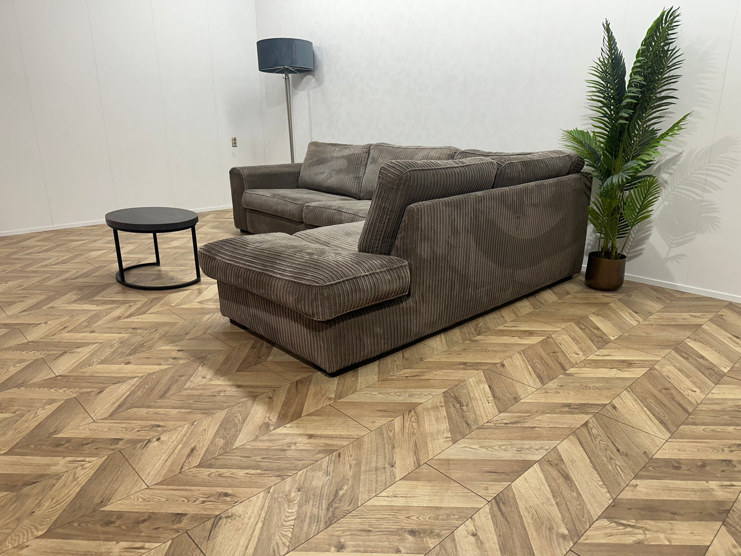 Taupe Ribstof Hoekbank ~ Losse Kussens Met Afneembare Hoezen