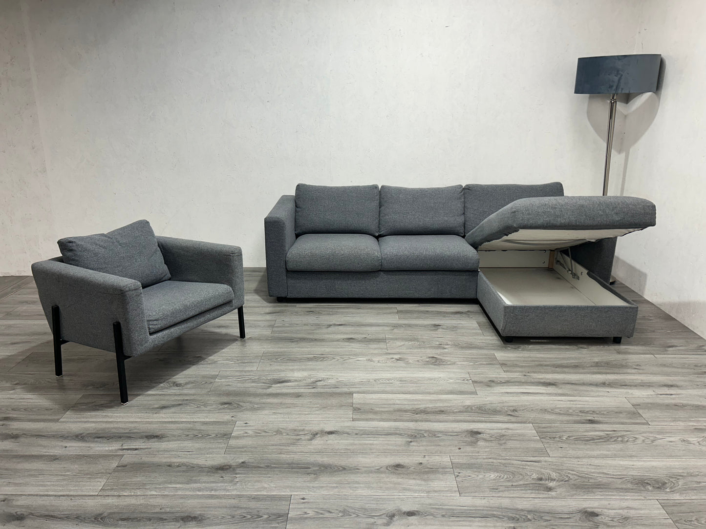 Licht Grijze Hoekbank Inc. Fauteuil ~ Opbergruimte ~ Nieuwstaat