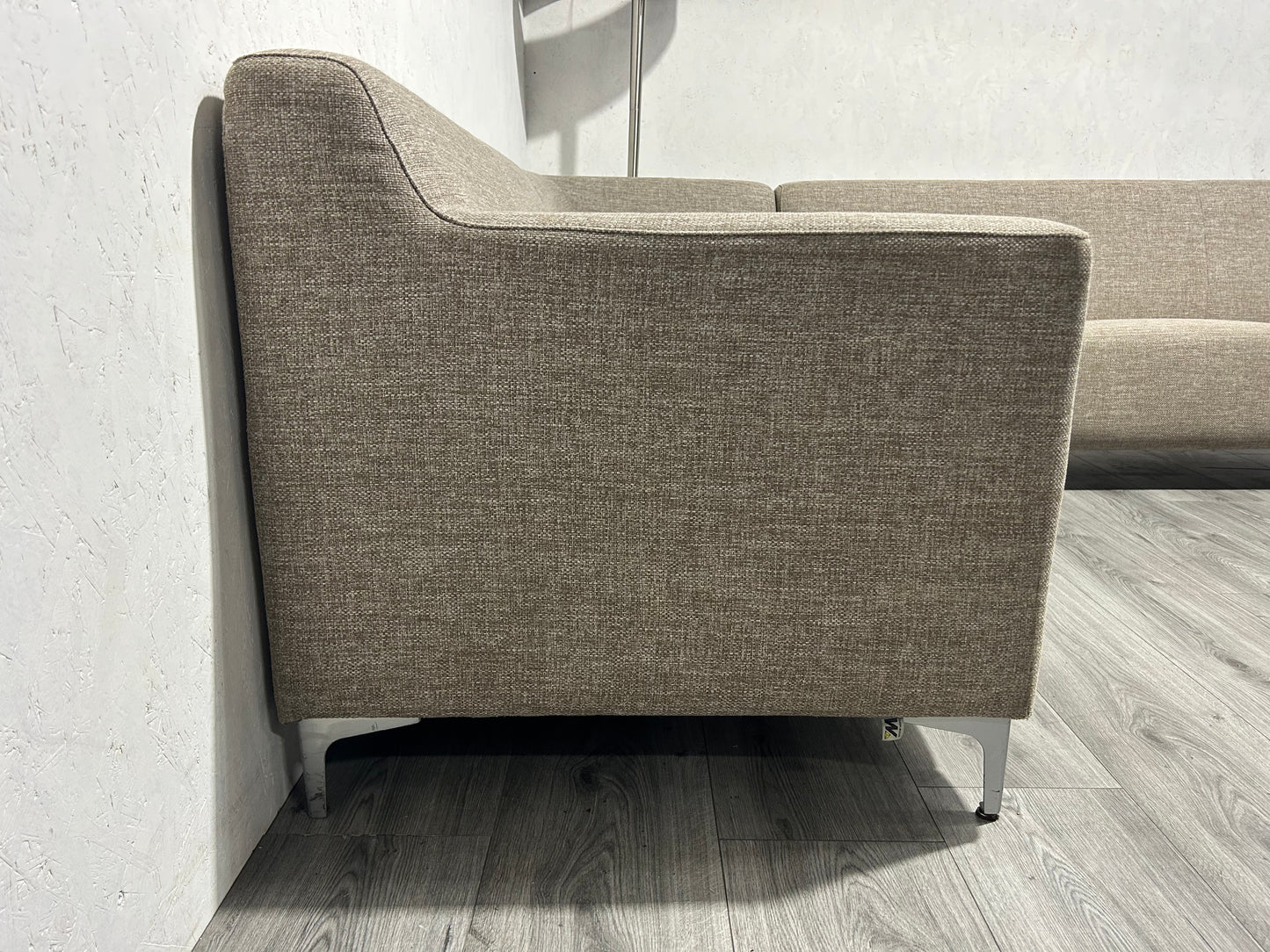 Beige Montèl Hoekbank ~ Vaste Kussens