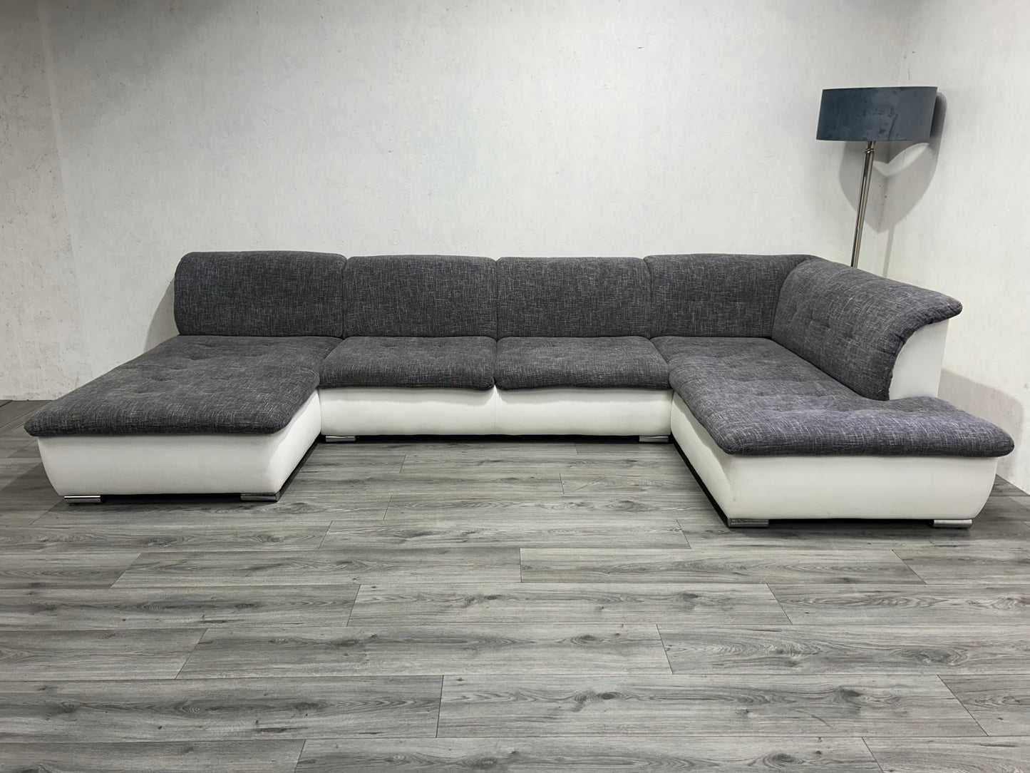 Grijs/Witte Stoffen/Lederen U bank ~ Vaste Kussens