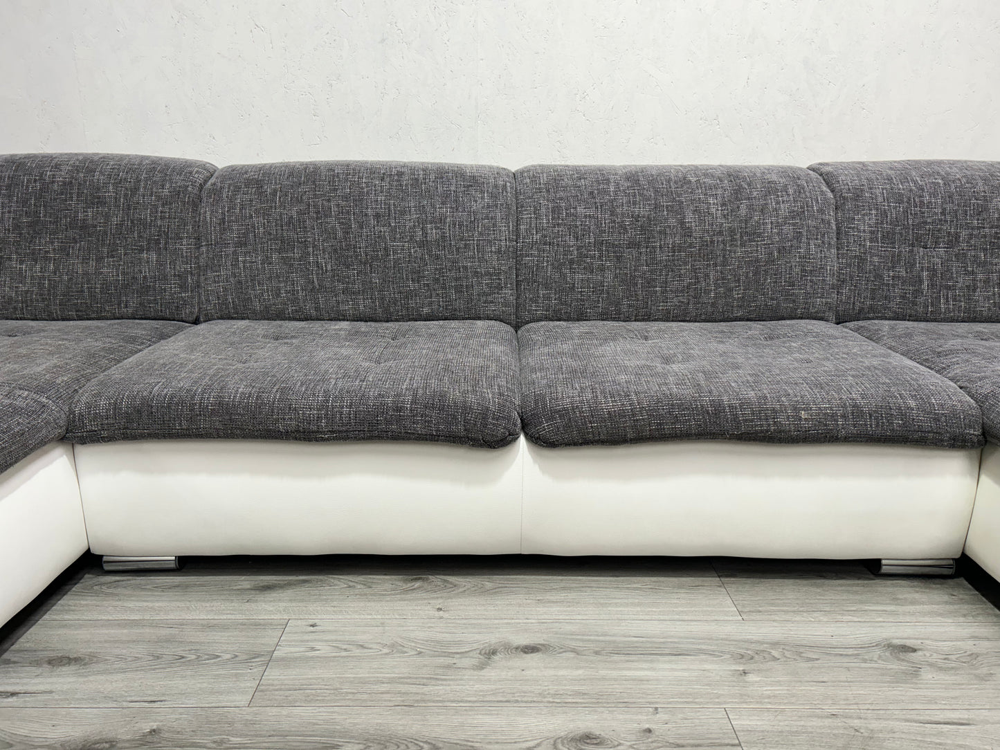 Grijs/Witte Stoffen/Lederen U bank ~ Vaste Kussens