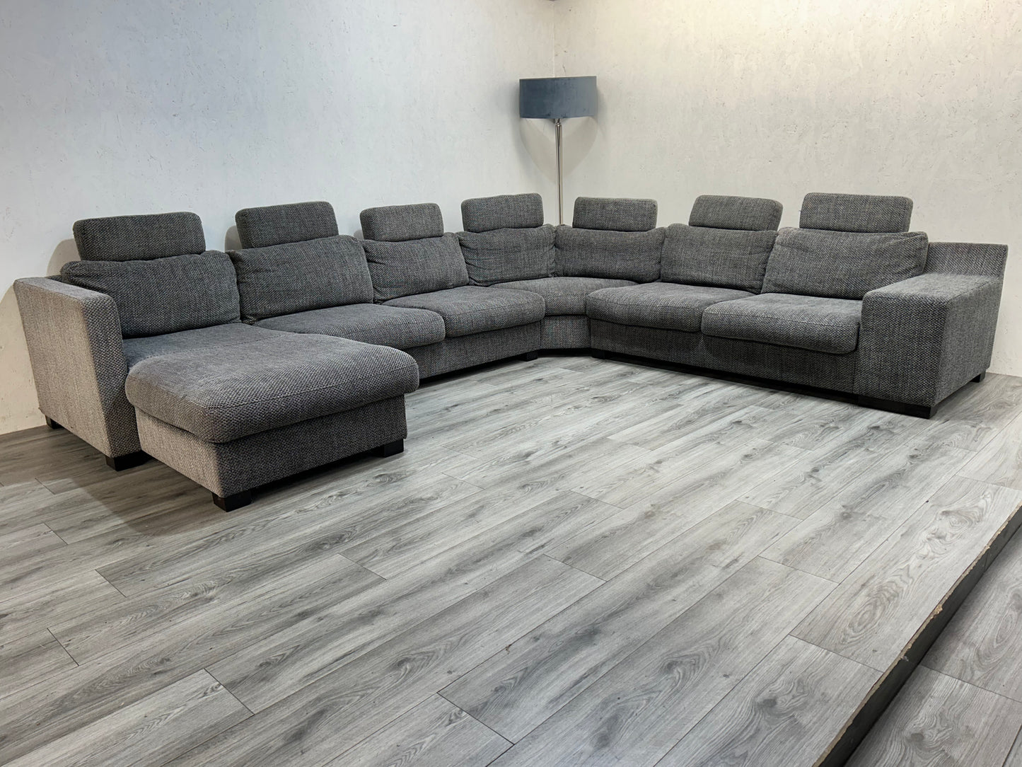 Ruime Grijze u Bank ~ Losse Kussens Met Afneembare Hoezen