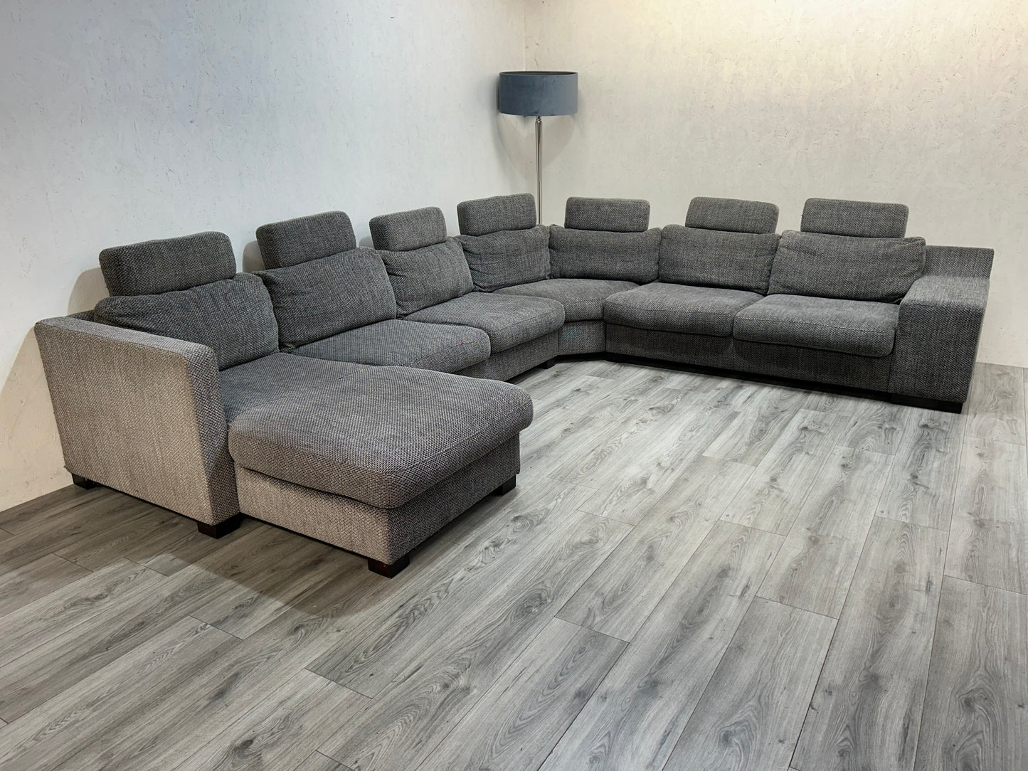 Ruime Grijze u Bank ~ Losse Kussens Met Afneembare Hoezen