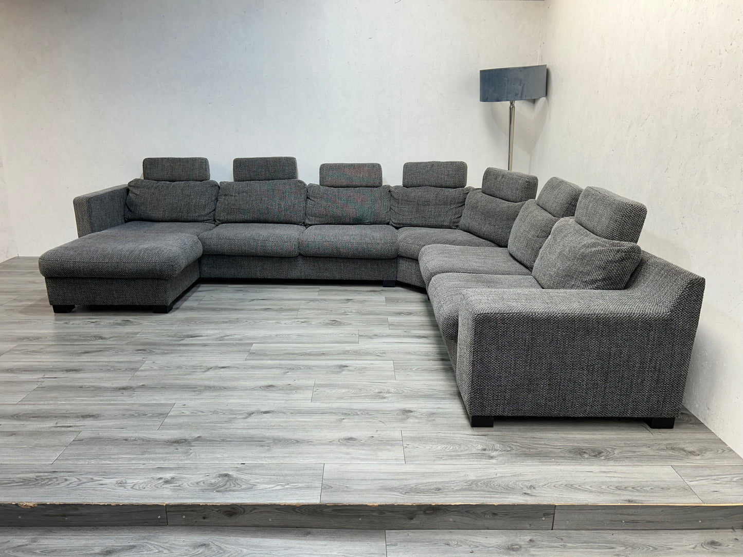 Ruime Grijze u Bank ~ Losse Kussens Met Afneembare Hoezen