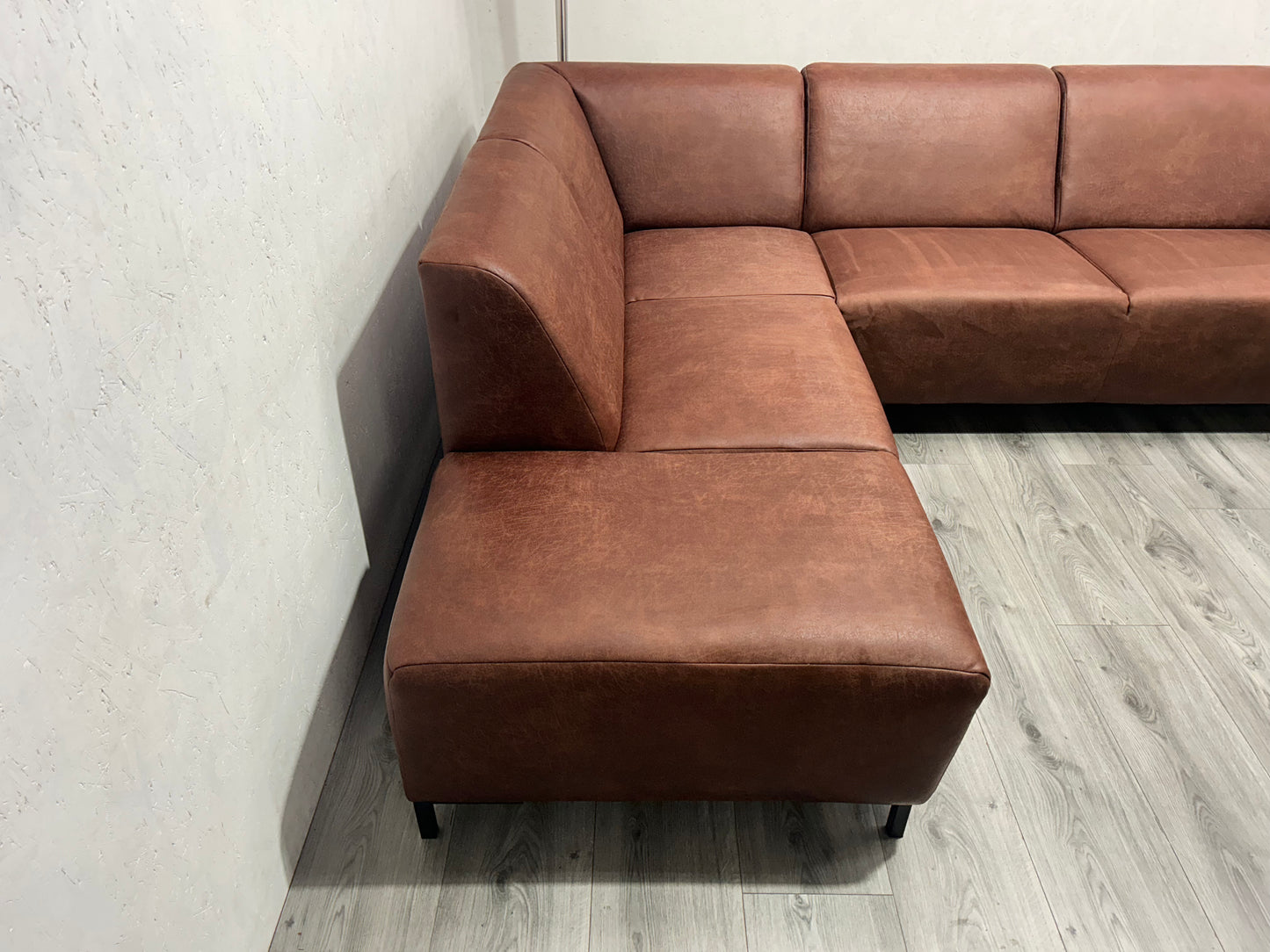 Cognac Bruine Suéde leren Hoekbank ~ Nieuwstaat
