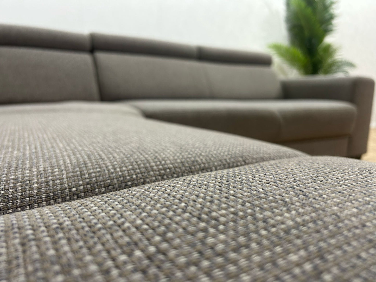 Licht Grijze Hoekbank Inc. Fauteuil ~ Verstelbare Hoofdsteunen