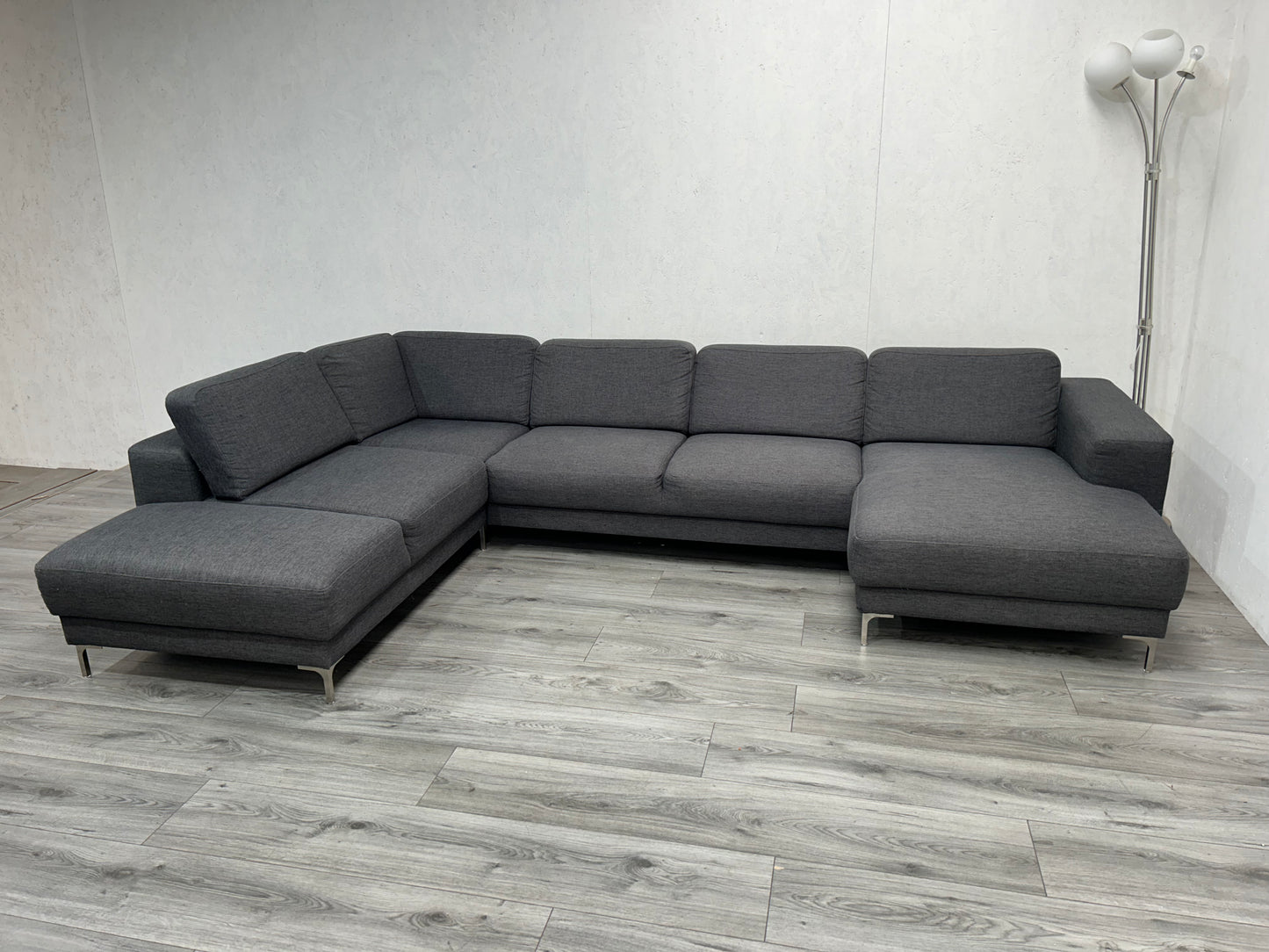 Antraciet U Bank ~ Losse Rugkussens - Banken Bazaar