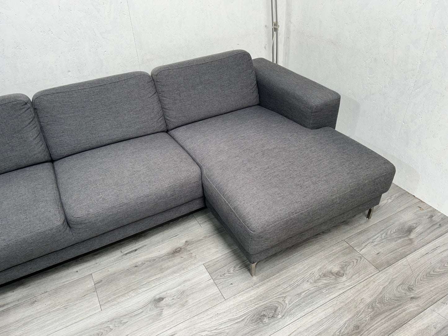 Antraciet U Bank ~ Losse Rugkussens - Banken Bazaar