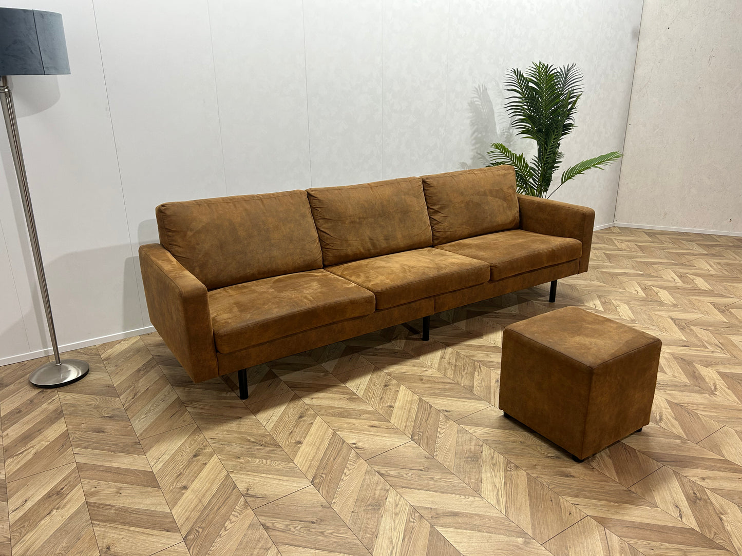 Cognac Bruine Suède Stof 3-Zits Bank Inc. Hocker ~ Nieuwstaat