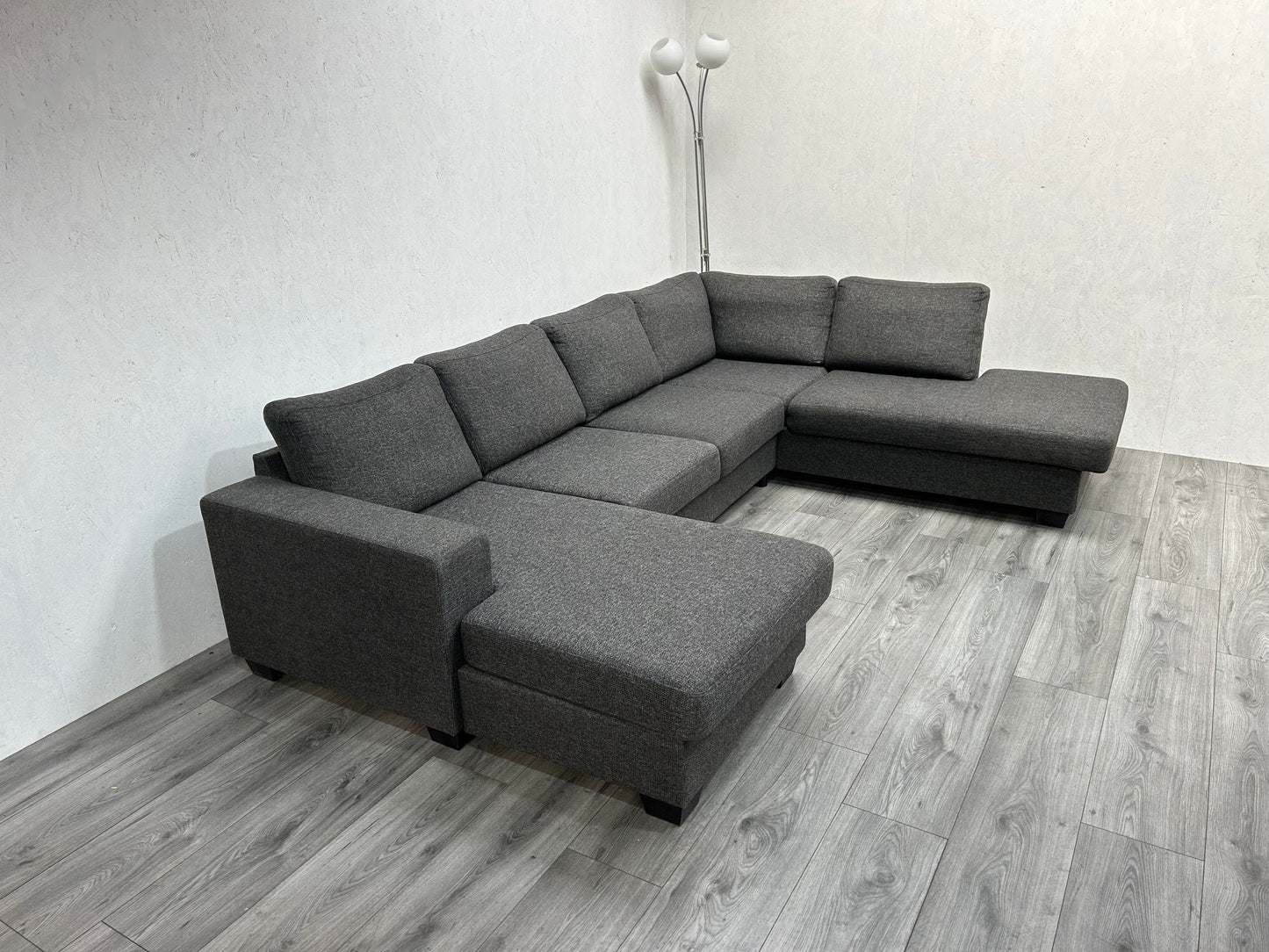 Antraciet U Bank ~ Losse Kussens Met Afneembare Hoezen ~ Nieuwstaat - Banken Bazaar