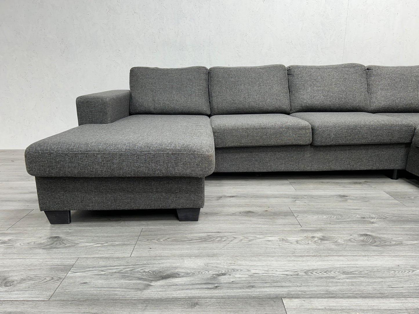 Antraciet U Bank ~ Losse Kussens Met Afneembare Hoezen ~ Nieuwstaat - Banken Bazaar