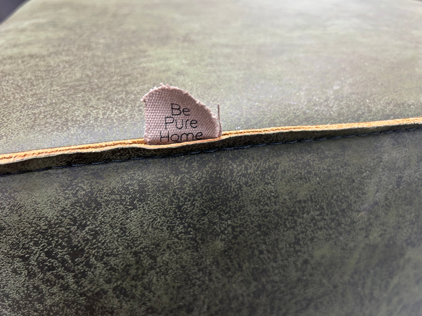 Be Pure Donker Groene Suède Leren Hoekbank ~ Losse Kussens Met Afneembare Hoezen