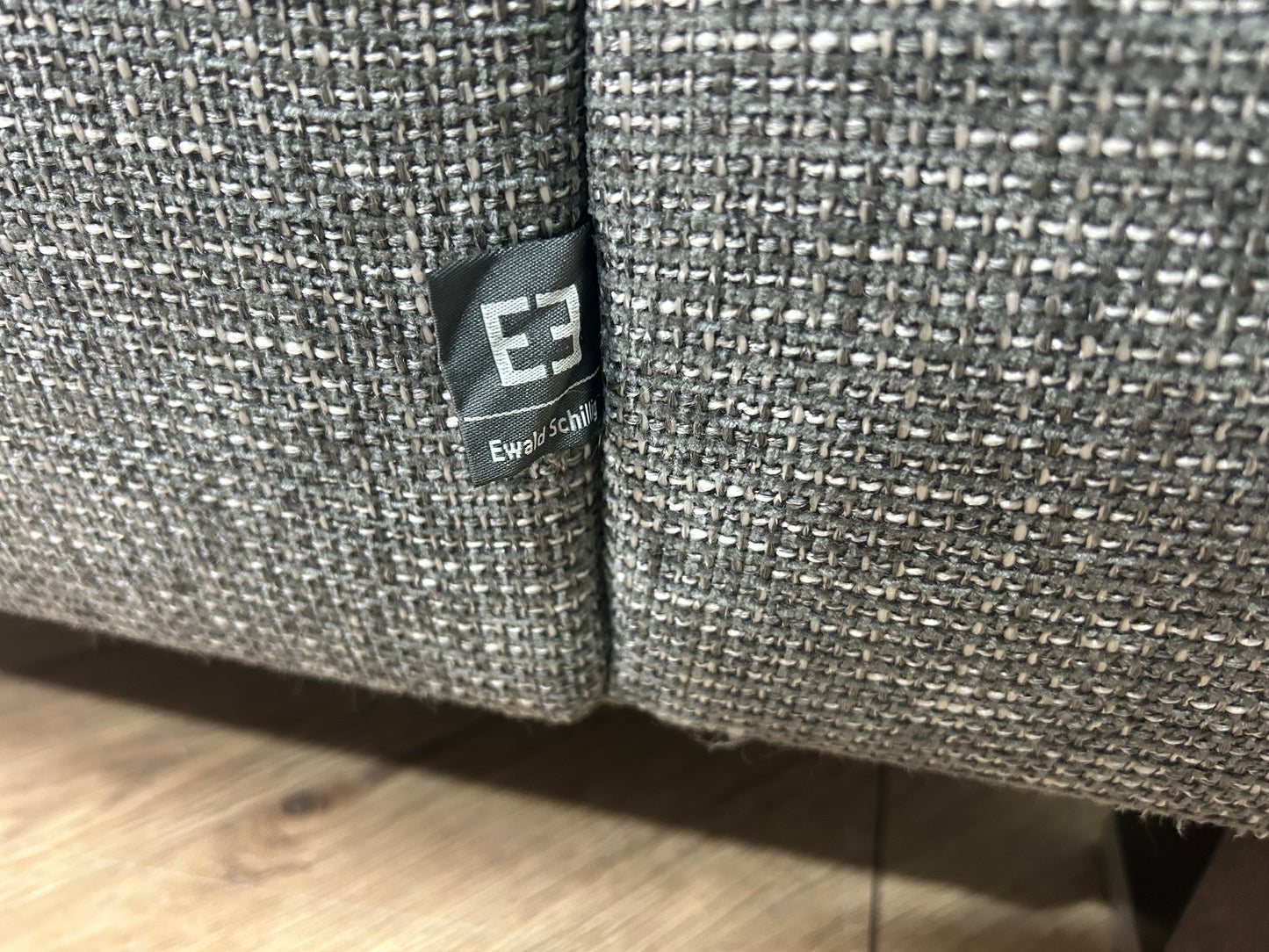 Ewald Schillig Licht Grijze Hoekbank ~ Losse Rugkussens Met Afneembare Hoezen