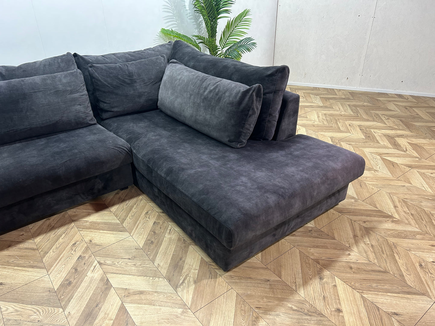 Antraciet Velvet Hoekbank ~ Losse Kussens Met Afneembare Hoezen
