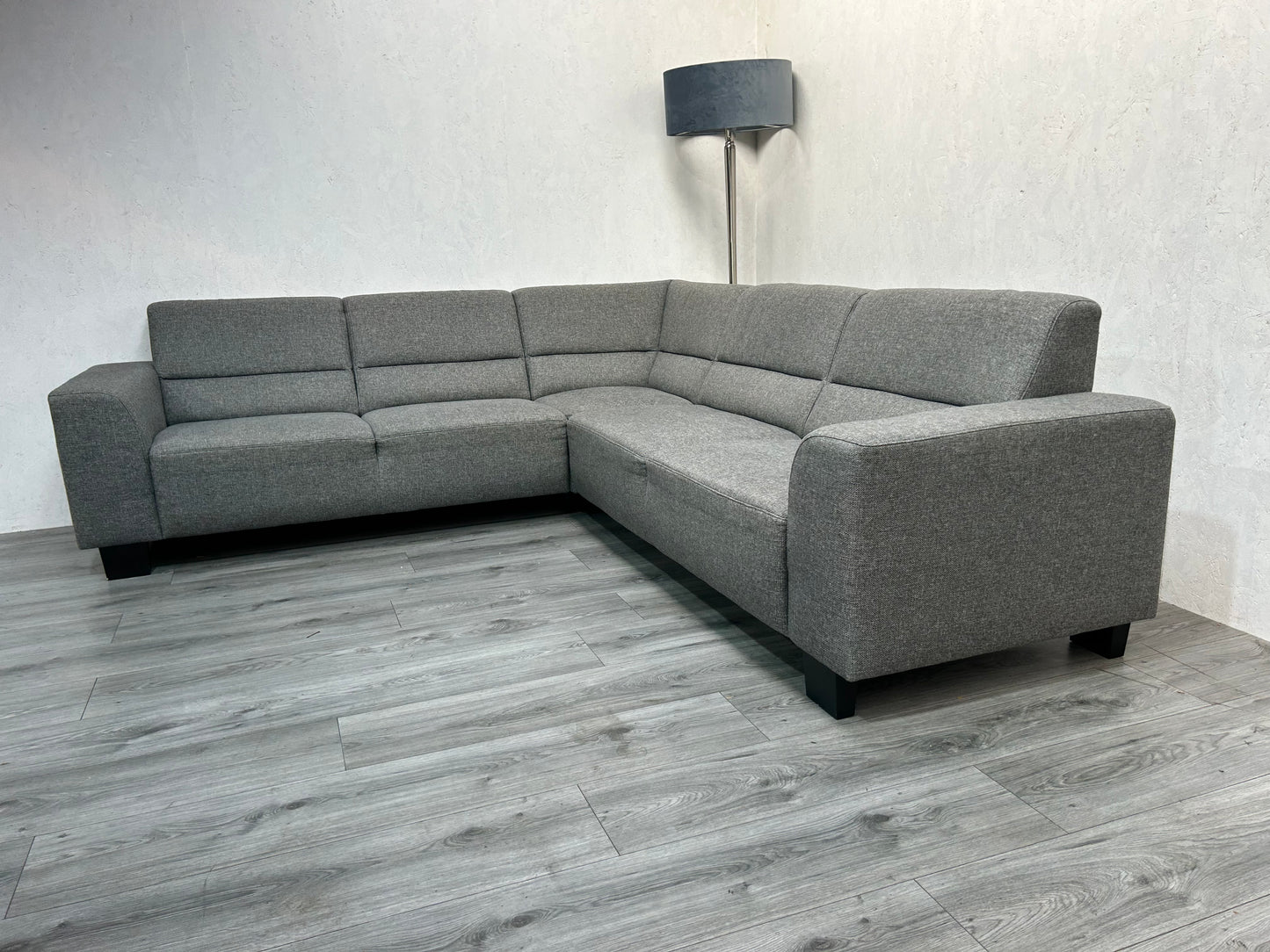 Licht Grijze Hoekbank ~ Nieuwstaat - Banken Bazaar