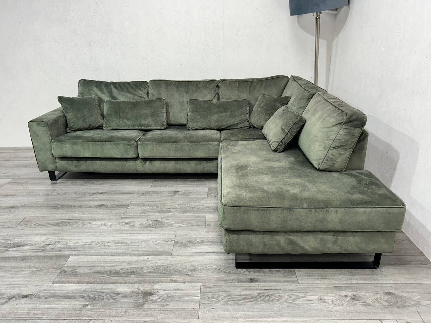 Velvet Groene Hoekbank ~ Nieuwstaat - Banken Bazaar