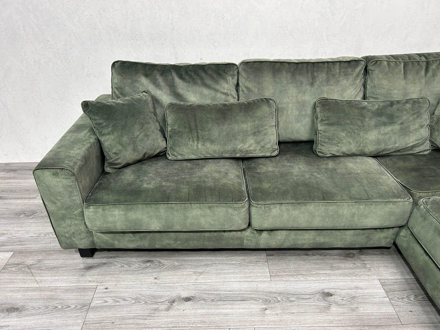 Velvet Groene Hoekbank ~ Nieuwstaat - Banken Bazaar