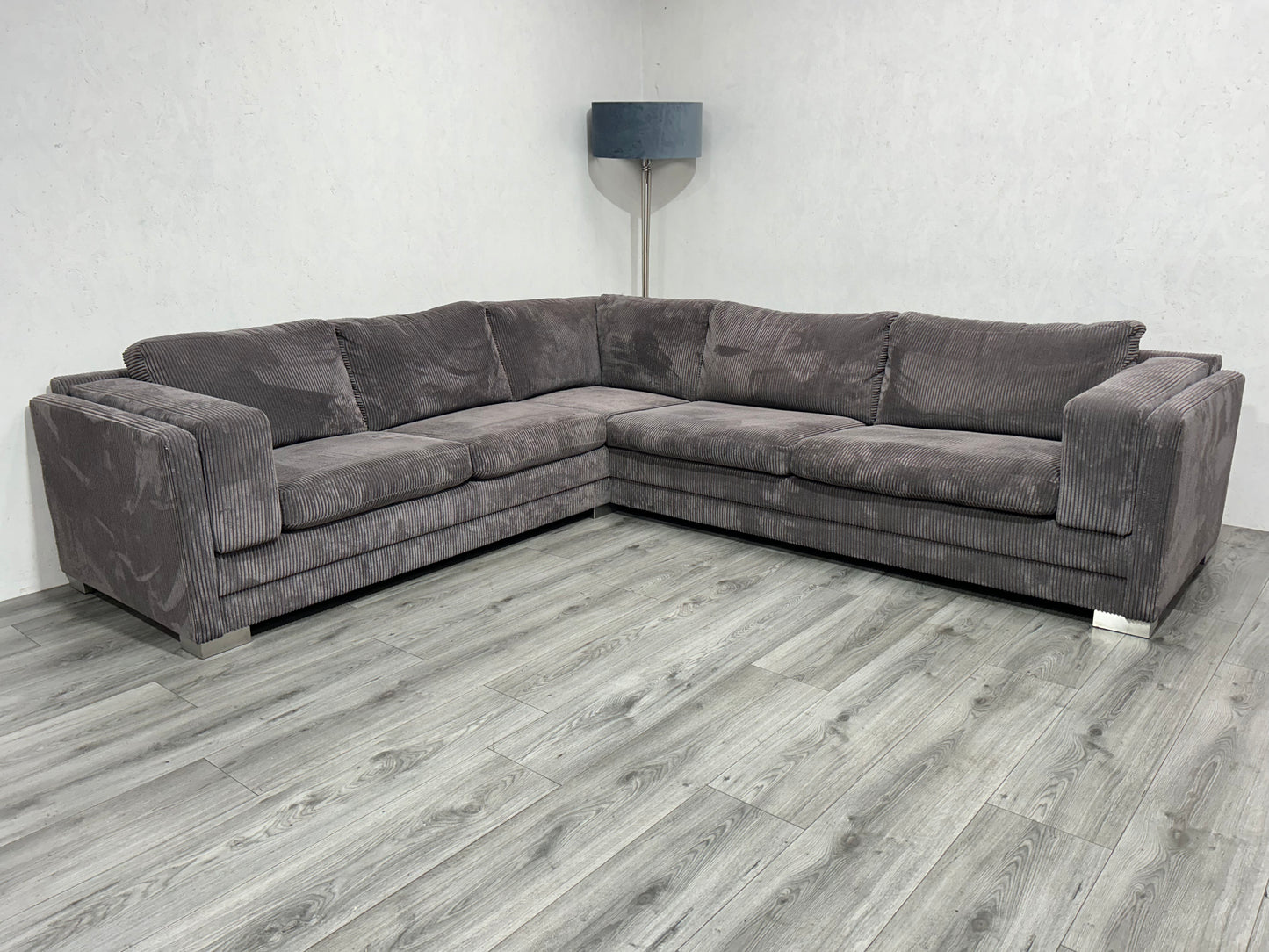 2x Verkocht Antraciet Ribstof Hoekbank ~ Nieuwstaat - Banken Bazaar