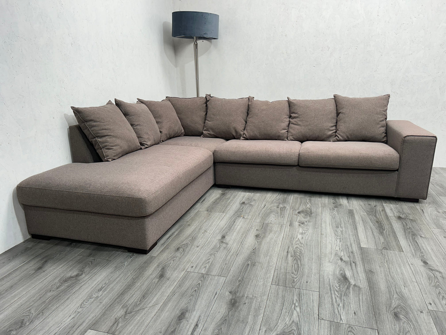 Licht Bruine Hoekbank ~ Losse Kussens Met Afneembare Hoezen - Banken Bazaar