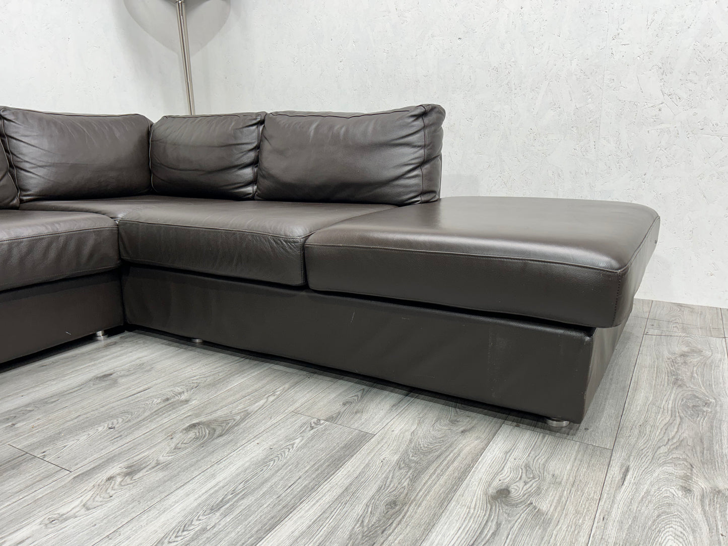 Goossens Echt Lederen Bruine Hoekbank ~ Hocker - Banken Bazaar