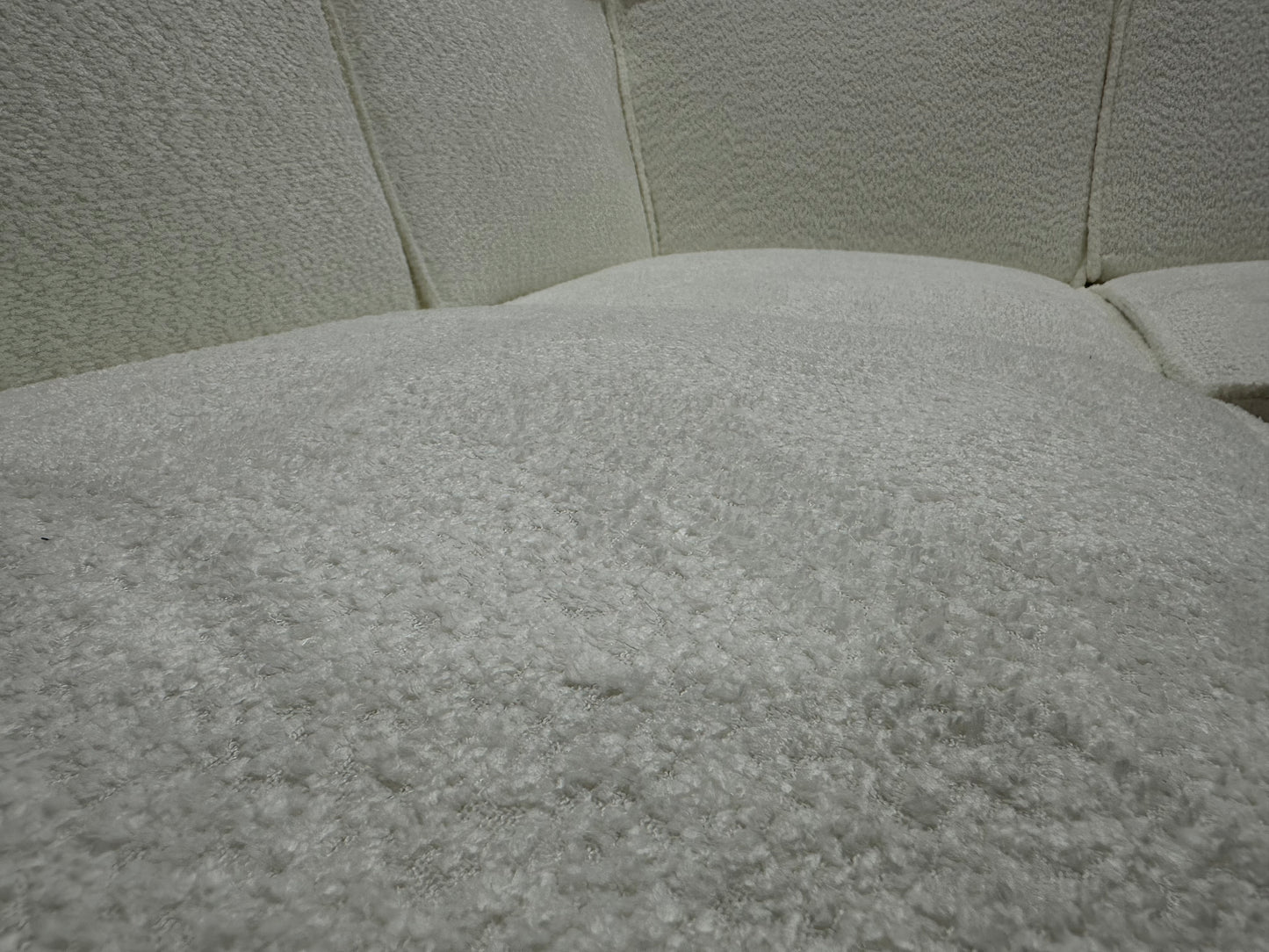 !Showroommodel! Witte Bouclé Hoekbank