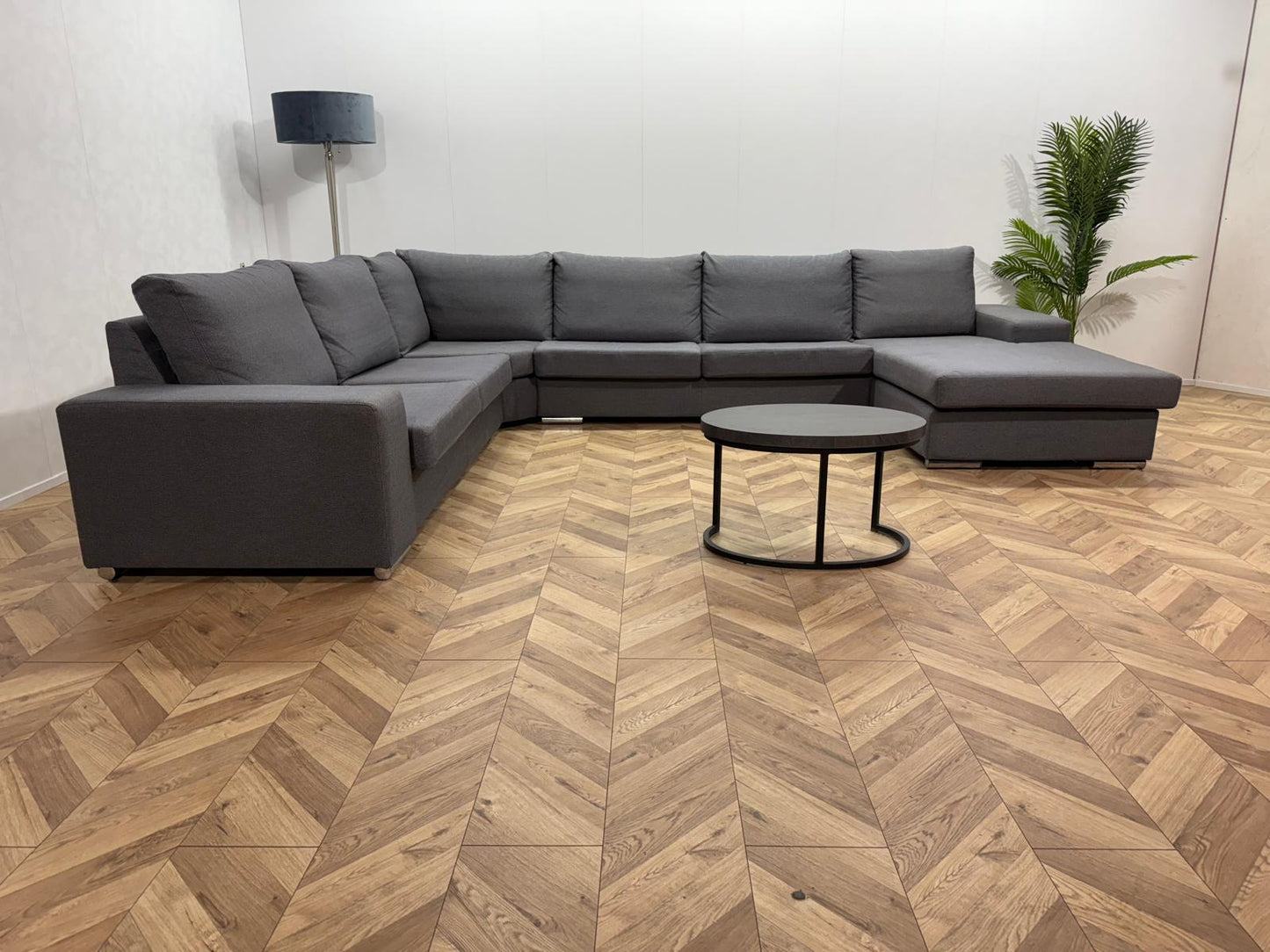 Ruime Grijze U Bank ~ Losse Kussens Met Afneembare Hoezen