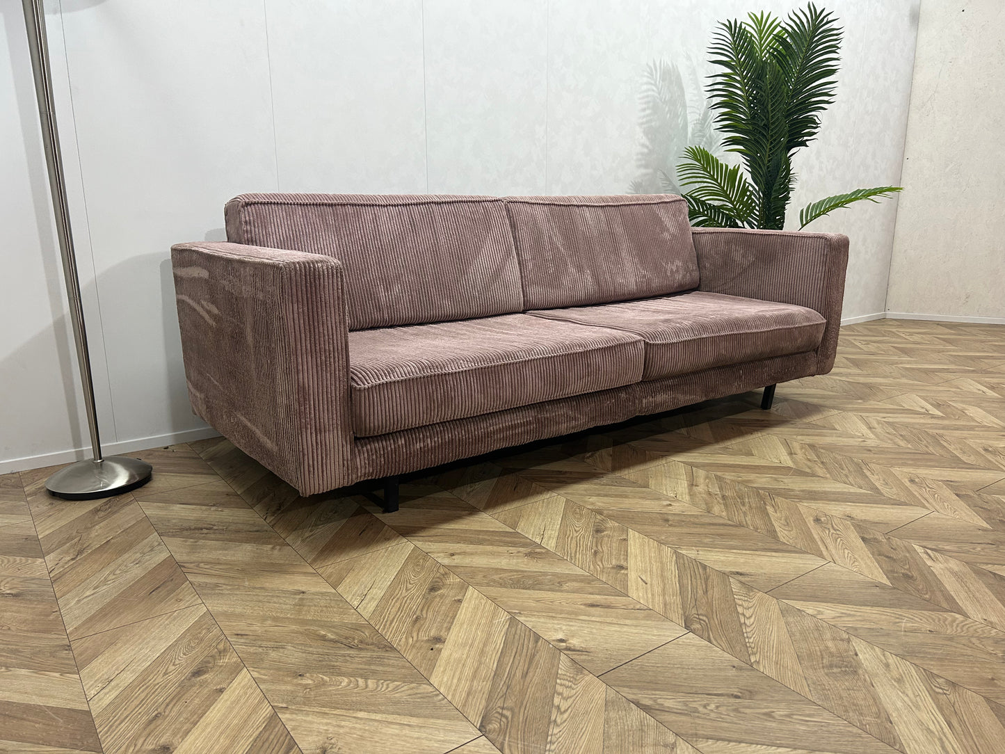 Roze 2,5-Zits Ribstof Bank ~ Losse Kussens Met Afneembare Hoezen