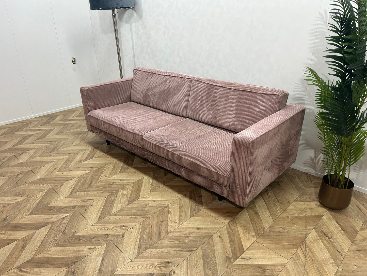 Roze 2,5-Zits Ribstof Bank ~ Losse Kussens Met Afneembare Hoezen