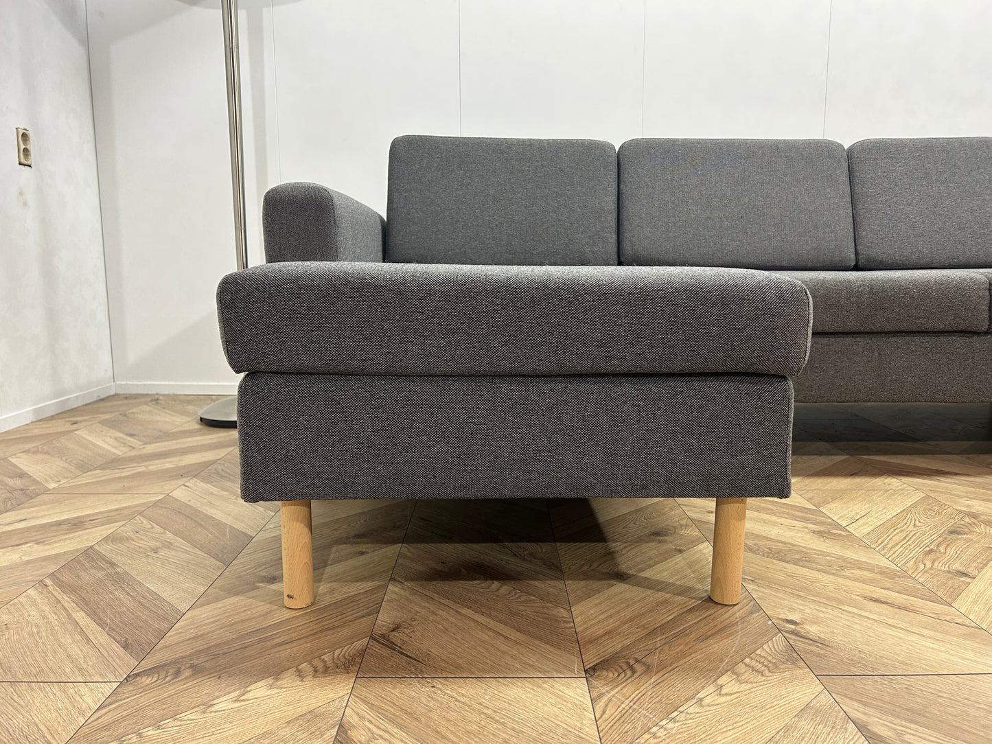 Antraciet U Bank ~ Losse Rugkussens Met Afneembare Hoezen