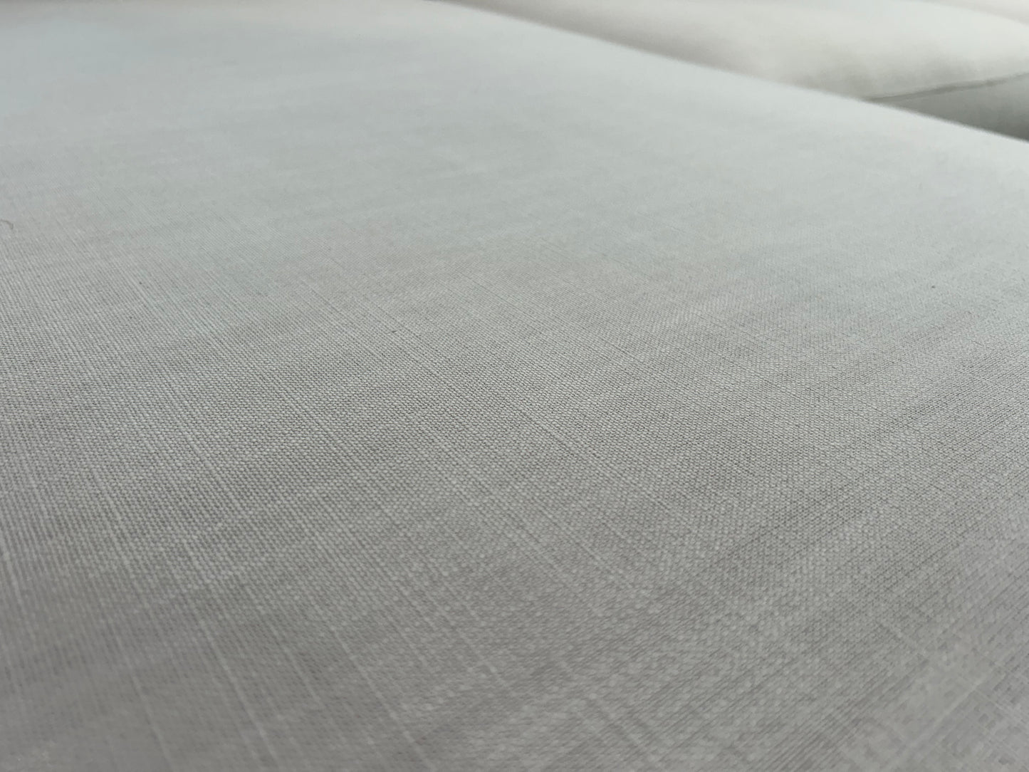 Beige Hoekbank ~ Losse Kussens Met Afneembare Hoezen ~ Nieuwstaat