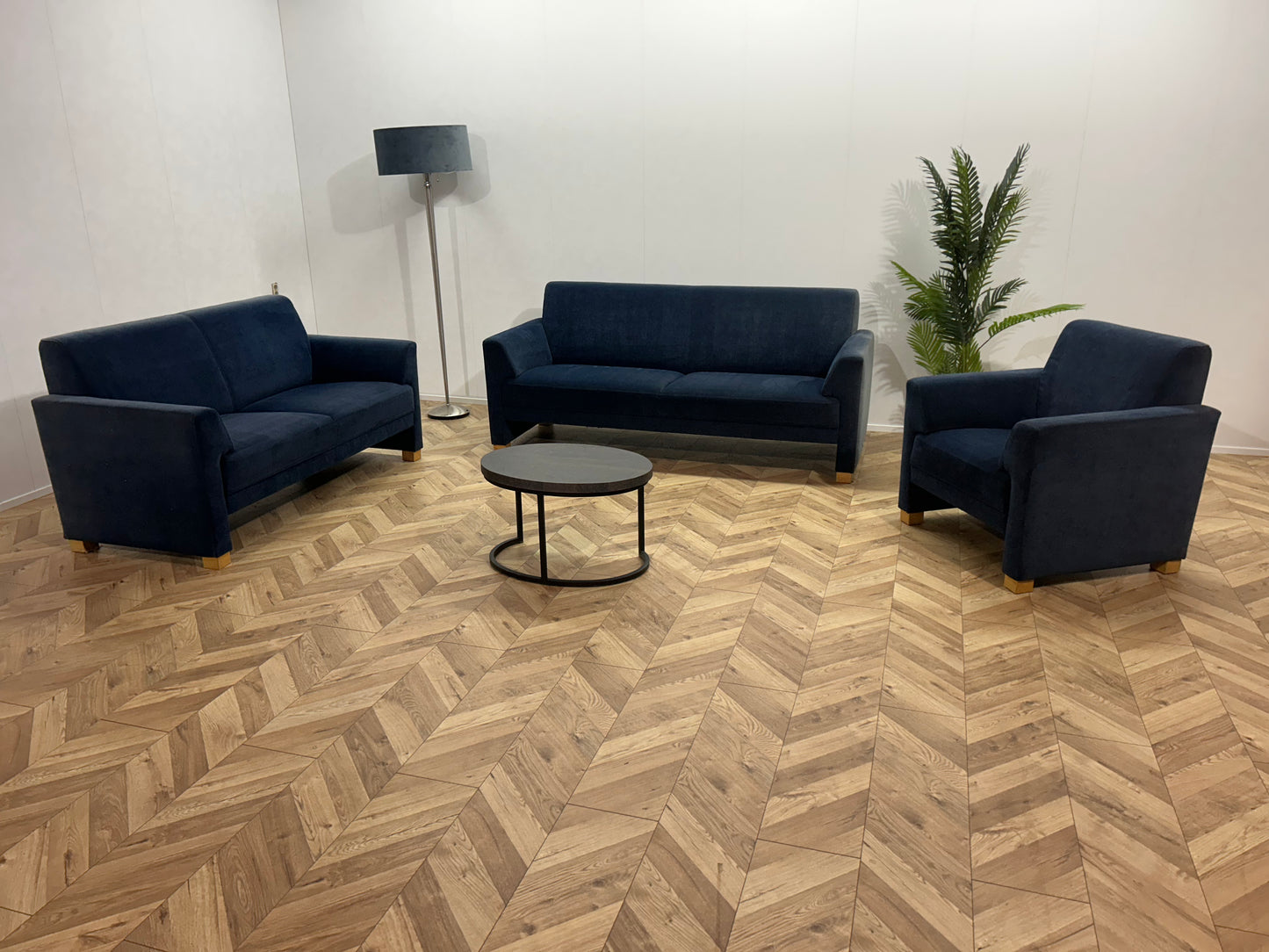 Donker Blauwe Banken Set Inc. Fauteuil ~ Vaste Kussens