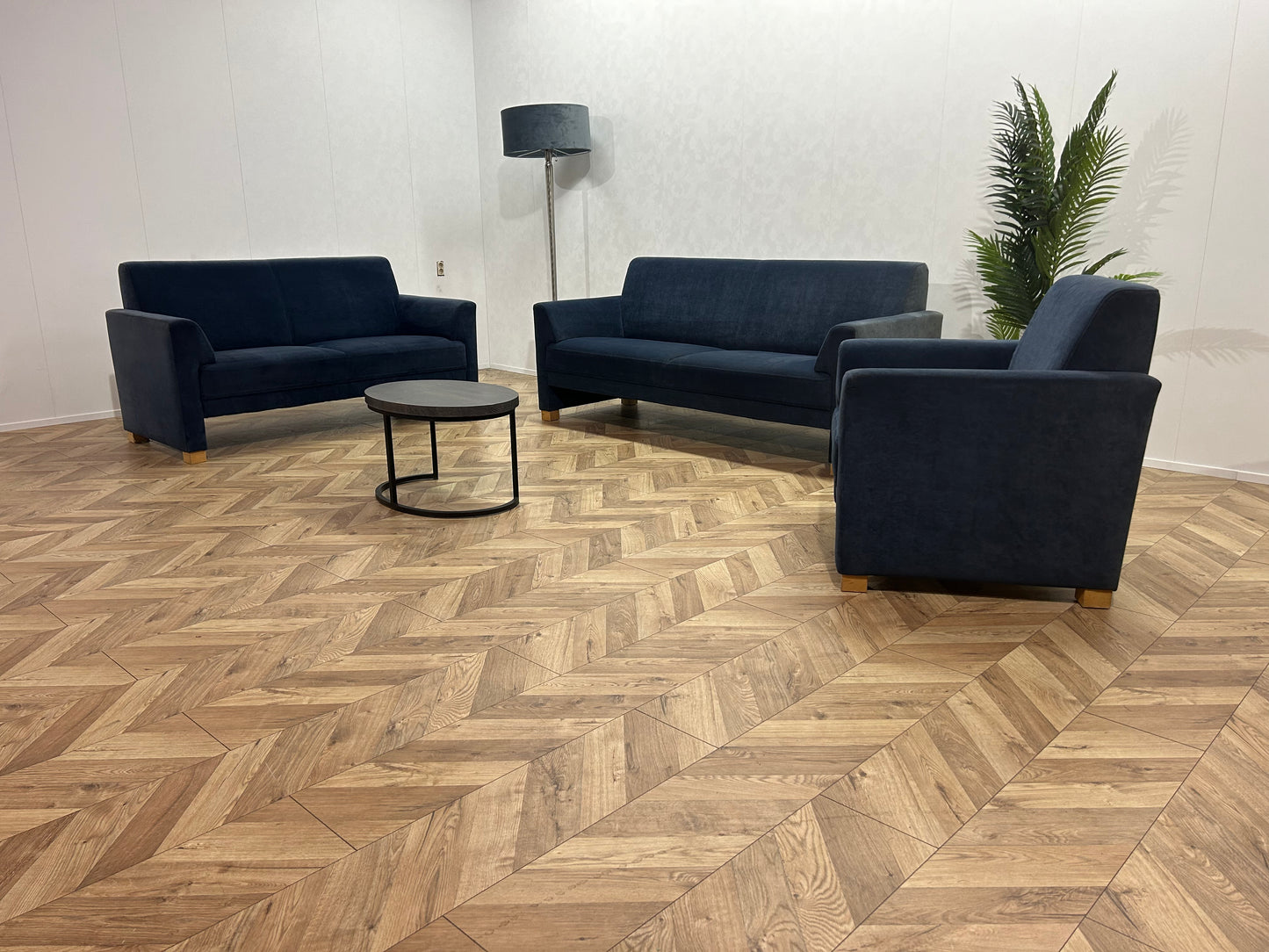 Donker Blauwe Banken Set Inc. Fauteuil ~ Vaste Kussens