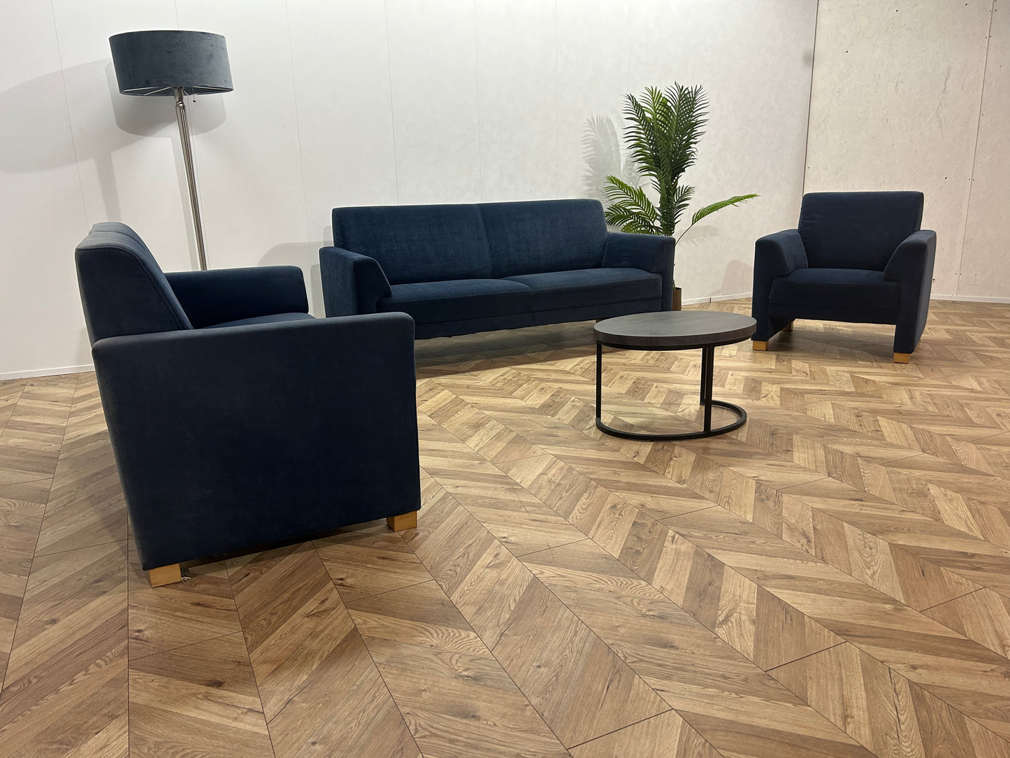 Donker Blauwe Banken Set Inc. Fauteuil ~ Vaste Kussens