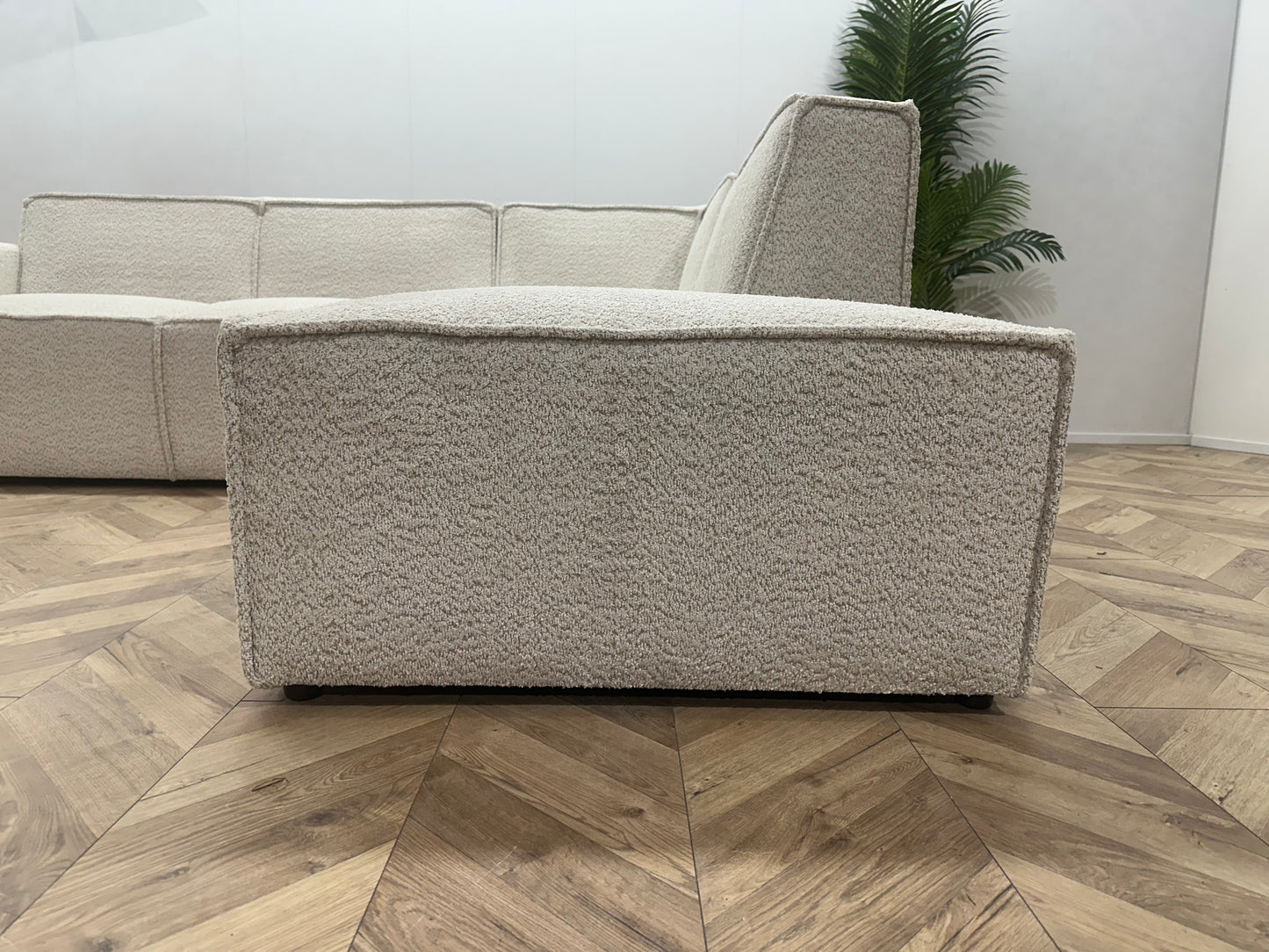 !Showroom Model! Crème Bouclé Hoekbank